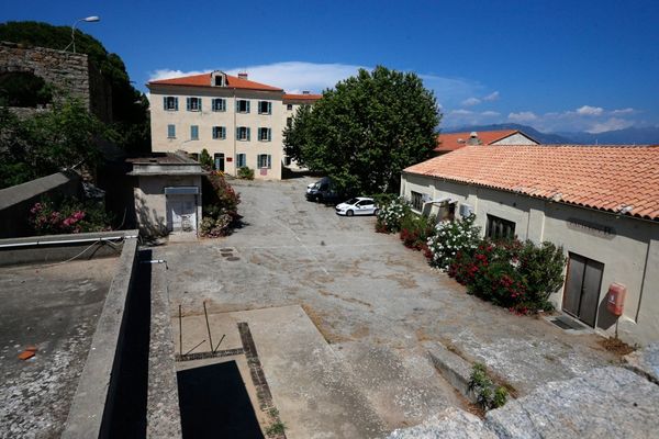 La ville d’Ajaccio lance deux appels à création pour la saison culturelle 2023 de la Citadelle.