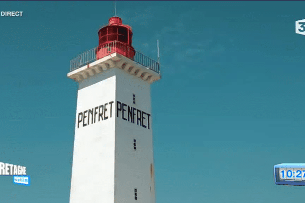 Le phare de Penfret, dans l'archipel des Glénan