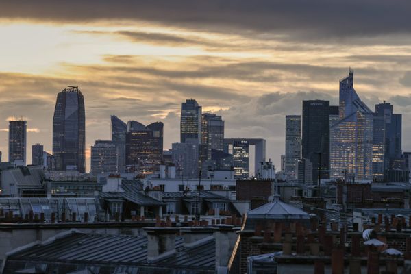 La Défense, premier quartier d'affaires d'Europe, veut ouvrir davantage ses tours au public.