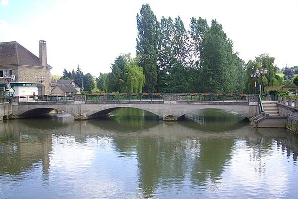 Nuages un peu moins denses dans l'après-midi, ce mardi