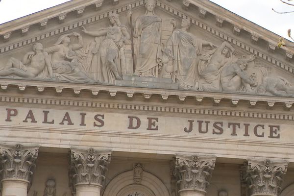 Palais de justice d'Amiens