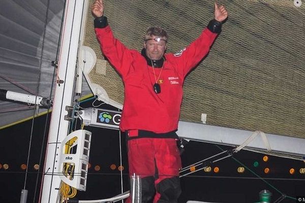 Yann Eliès, le skipper de Groupe Queguiner, remporte à Roscoff la 2e étape de la Solitaire Eric Bompard Cachemire 2014