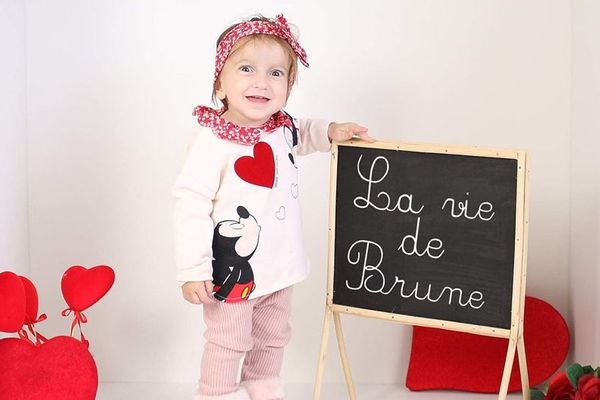 Brune est atteinte du syndrome de Schime, une maladie très rare qui touche un enfant sur un million