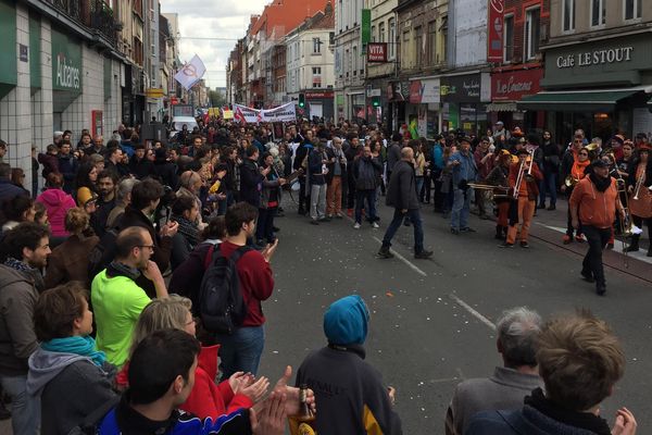 1000 à 2000 personnes se sont rassemblées ce mardi matin à Lille à l'occasion de la manifestation du 1er mai.