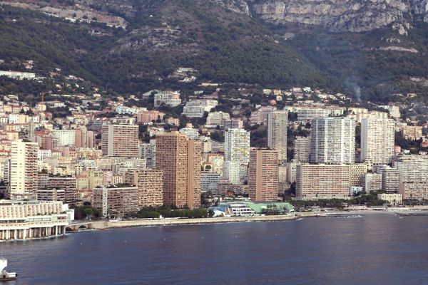 Le projet d'urbanisatione en mer permettra de gagner 6 hectares pour y construire l'éco-quartier de la principauté de Monaco. 
