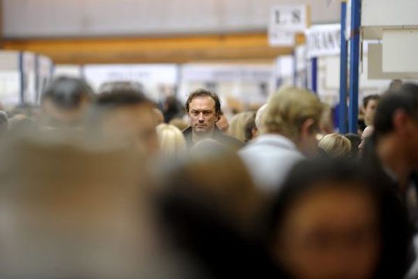 Le comédien Vincent Pérez dans les allées de la Foire de Brive en 2014