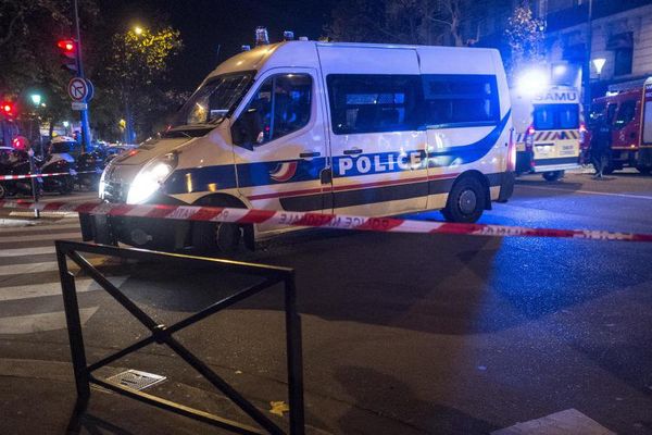 Paris sous le choc. Les attentats d'hier soir ont fait plus de 120 morts.