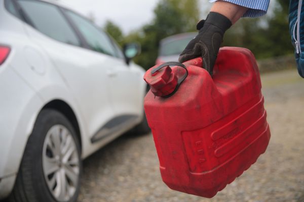 À l'approche du Nouvel An, les préfectures de Haute-Saône, du Jura et du Territoire de Belfort ont pris plusieurs arrêtés de limitation, notamment d'achat et de transport de carburant.