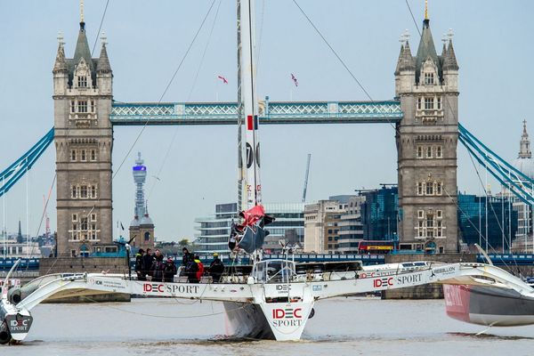 Le maxi-trimaran IDEC Sport à son arrivée de la Route du Thé à Londres - 19/02/2020