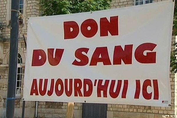 La France est le pays hôte de la Journée mondiale du donneur de sang 2013 