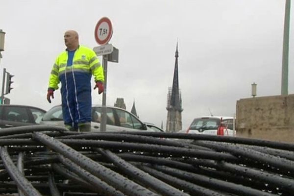 Le chantier de reroutage des câbles de communication sur les quais de Rouen