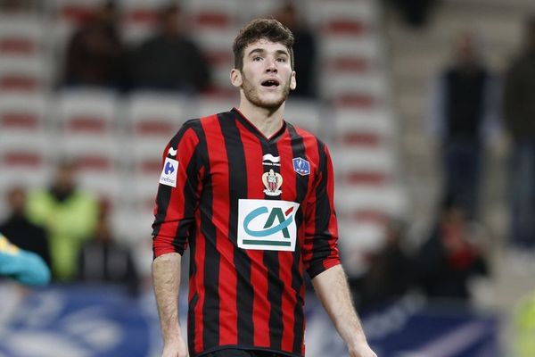 Le défenseur de Nice Gautier Lloris (22 ans) a été prêté jusqu'à la fin de saison sans option d'achat au Gazélec Ajaccio (L2). 