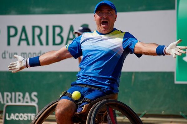 Stéphane Houdet à lors de sa victoire à Roland Garros 2013