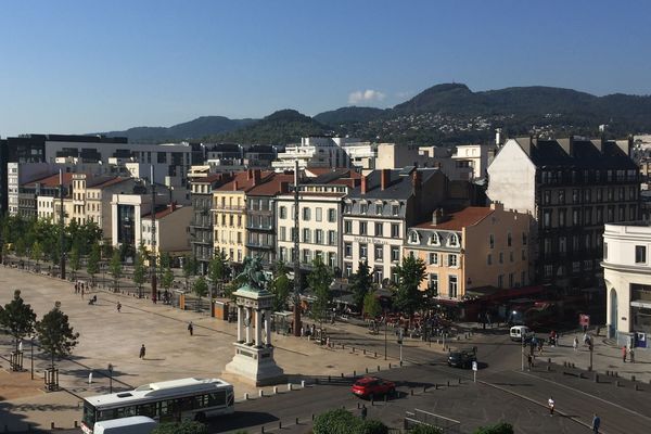 En Auvergne, 30 703 biens immobiliers ont été vendu au cours des 8 premiers mois de l'année 2018.