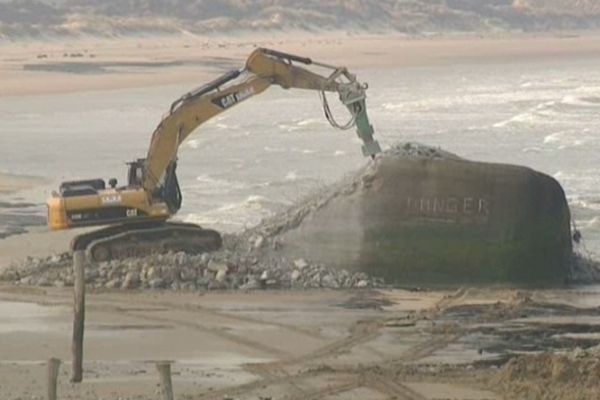 La destruction des blockhaus a commencé au début du mois de mars. 