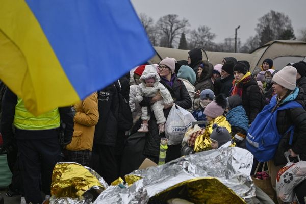 ILLUSTRATION - Des réfugiés ukrainiens à la frontière polonaise.