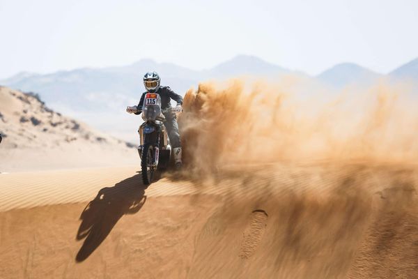 Le pilote Mathieu Feuvrier, originaire de Méroux-Moval dans le Territoire de Belfort, aura vécu une première expérience du Dakar compliquée, avec une chute fatale lors de la 2e étape.