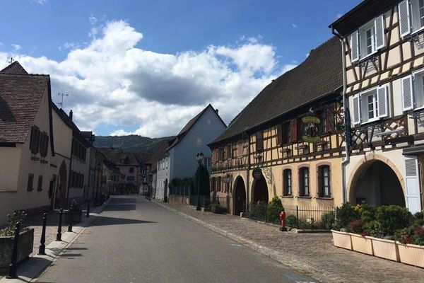 Eguisheim, village préféré des Français en 2013, complètement déserté, du jamais vu, de mémoire d'habitant