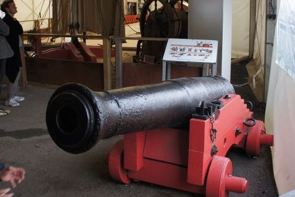 Type de canon fabriqué pour l'Hermione 