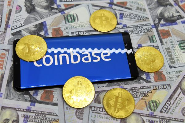 Coinbase est l'une des applications qui permet de payer en Bitcoin, une cryptomonnaie désormais accepté dans un bar-restaurant rennais