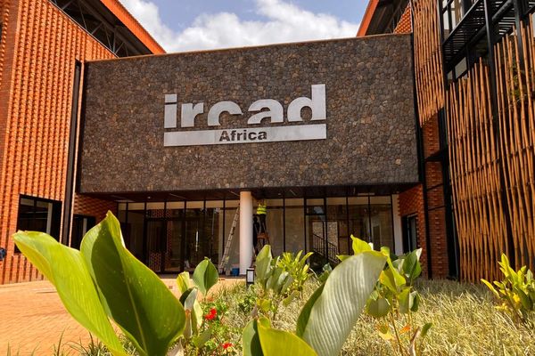 En s'implantant au Rwanda, l'Ircad met pour la première fois un pied en Afrique.