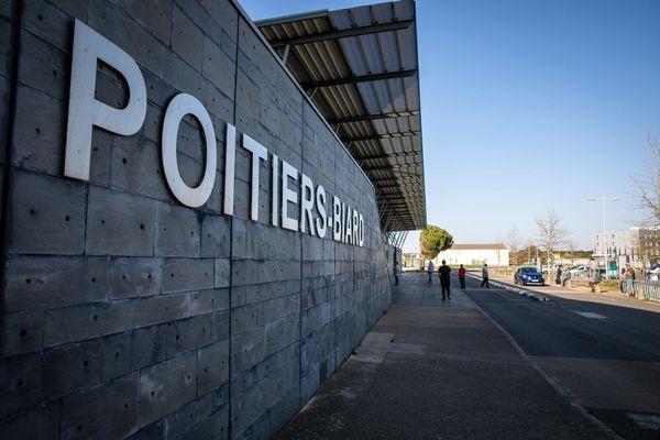 L'aéroport de Poitiers-Biard met fin à la liaison Poitiers-Lyon