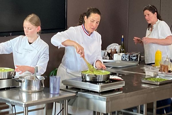 Cuisiniers des lycées et chefs autour du bien-manger