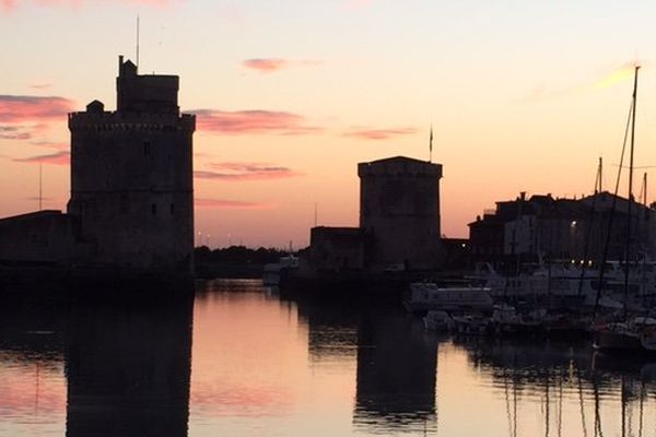 Coucher de soleil sur le Vieux Port de La Rochelle