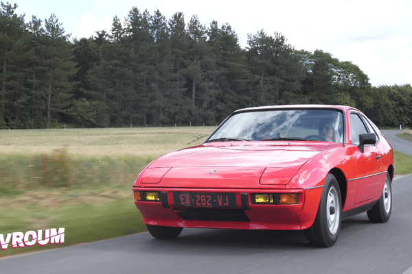 La Porsche 924 à découvrir dans le premier épisode de la nouvelle saison de Vroum "Les Rétros du plateau".