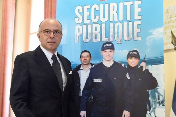 Une visite expresse du ministre de l'intérieur pour insister sur les "bons chiffres" de la police marseillaise.