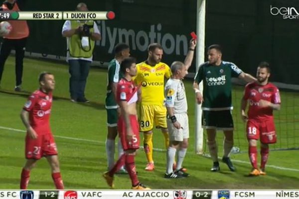 Les Red Star contre le DFCO