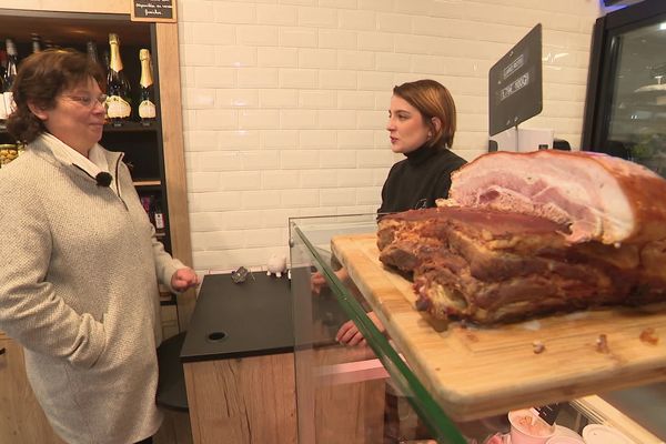 Figure de la corporation des bouchers du Finistère, Sylvie Gourvil vient d'être décorée de la Légion d'honneur.