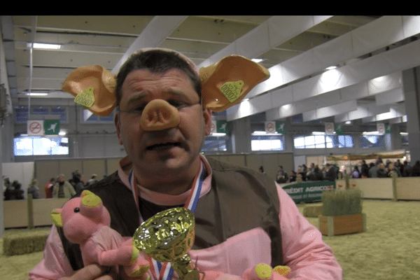 Franck Chenet champion des cris de cochon