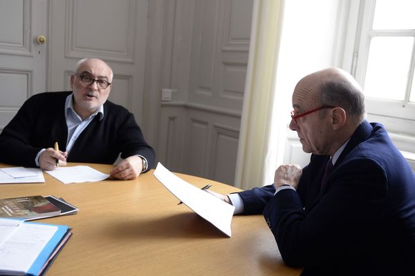 Ludovic Martinez en compagnie du maire de Bordeaux,  Alain Juppé en février 2014.