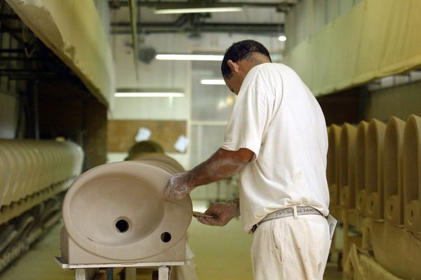 Octobre 2020, dans l'usine Jacob Delafon à Damparis dans le Jura.