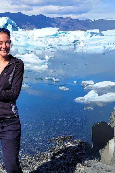 Claire Lenne  médecin urgentiste lors de la mission scientifique franco-italienne Concordia, située à plus de 1 000 kilomètres à l’intérieur des terres antarctiques.