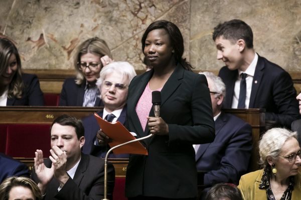 Huguette Tiegna, députée LREM du Lot, a reçu des menaces de mort à plusieurs reprises. Elle a déposé plainte auprès de la gendarmerie de Figeac (Lot)