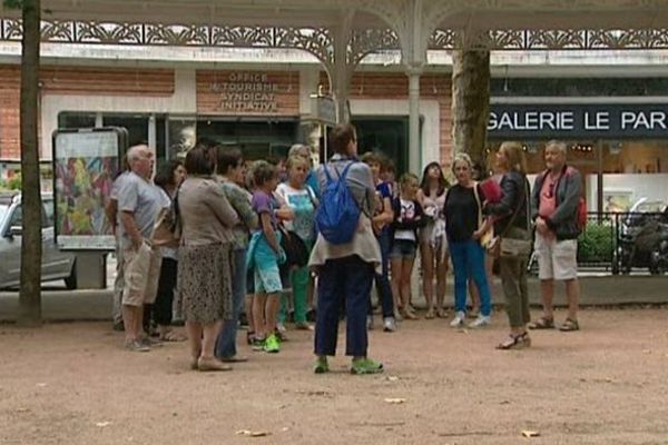 Un mois de juillet chaud et ensoleillé. De nombreux touristes. La bonne affaire pour les professionnels auvergnats.