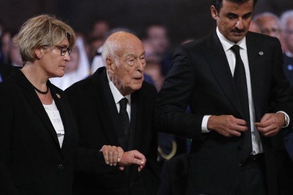 C'était l'une des dernières apparitions publiques de Valéry Giscard d'Estaing, le 30 septembre 2019, lors des obsèques de Jacques Chirac.