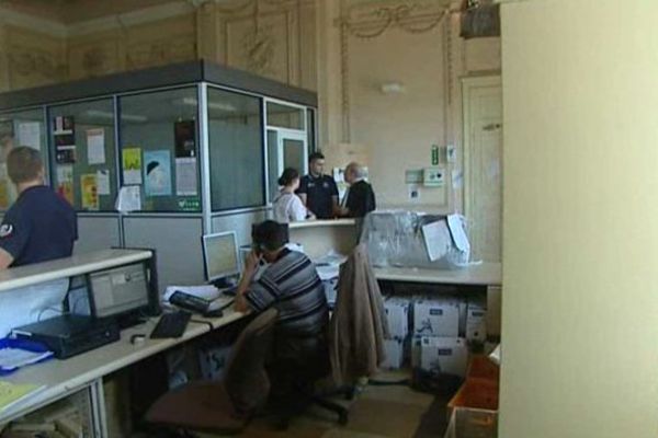 Le palais de justice de Béziers avant l'audience.