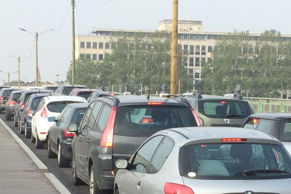 Rouen : circulation au ralenti sur le pont Boieldieu (archives)