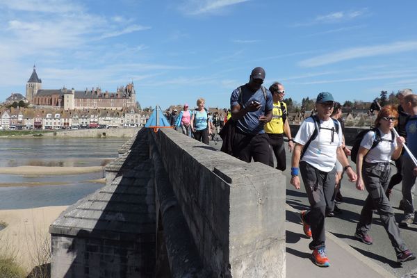 Les 100 km du Loiret, édition 2019. Départ de Gien