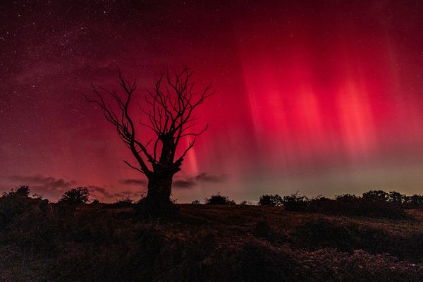 Une aurore boréale capturée en Vendée dans la nuit du 10 au 11 octobre 2024