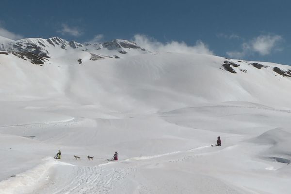 La neige est encore présente en abondance dans les Alpes du sud, comme ici à Orcières-Merlette, le jeudi 11 avril.