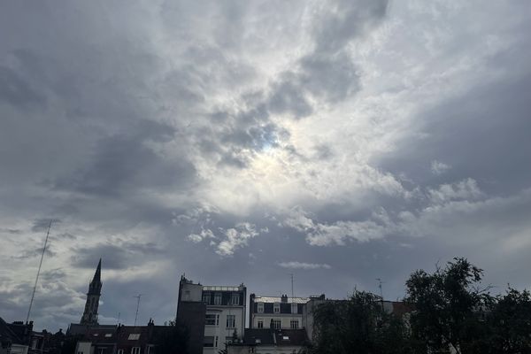 La grisaille du ciel lillois