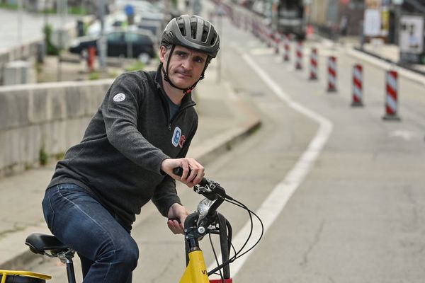 L'écologiste Eric Piolle, largement réélu maire de Grenoble