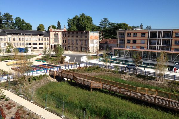 Le quartier Matra à Romorantin-Lanthenay, exemple de résilience face aux aléas climatiques.