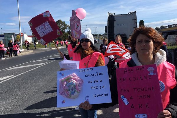 Les assistantes maternelles réunies samedi 9 mars à Montpellier contre la réforme de l'assurance chômage