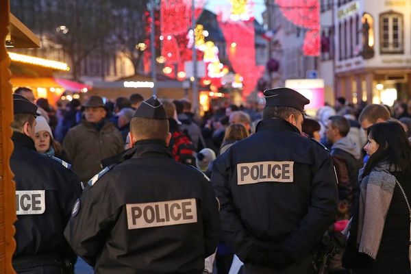 Le centre-ville de Strasbourg sous contrôle