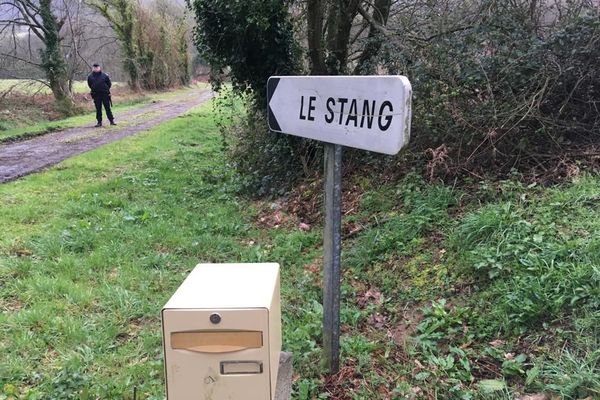 Reconstitution à Pont-de-Buis dans le cadre de l'affaire Troadec